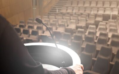 Finding a motivational speaker for your event 